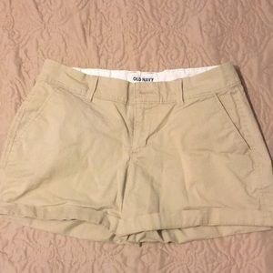 Old Navy tan shorts size 2 reg